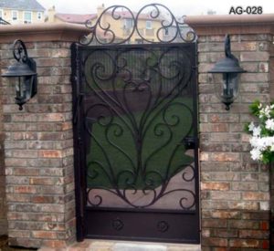 Replace Your Wood Gates with Iron Gates for These 4 Reasons