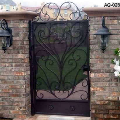 Replace Your Wood Gates with Iron Gates for These 4 Reasons