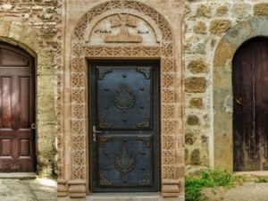 3 Places to Get Inspiration for Custom Iron Door Ideas